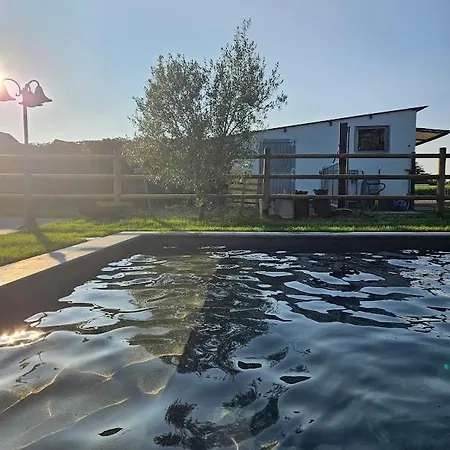 Holiday home Houten Tussen Paarden